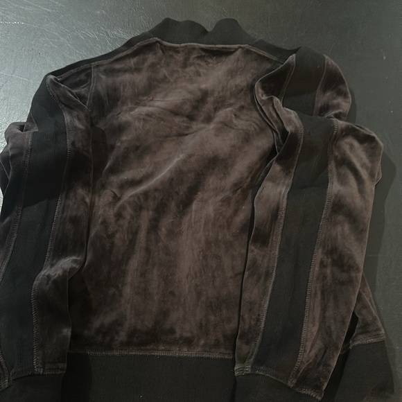 Sweet Romeo Sweatshirt - Picture 4 of 12